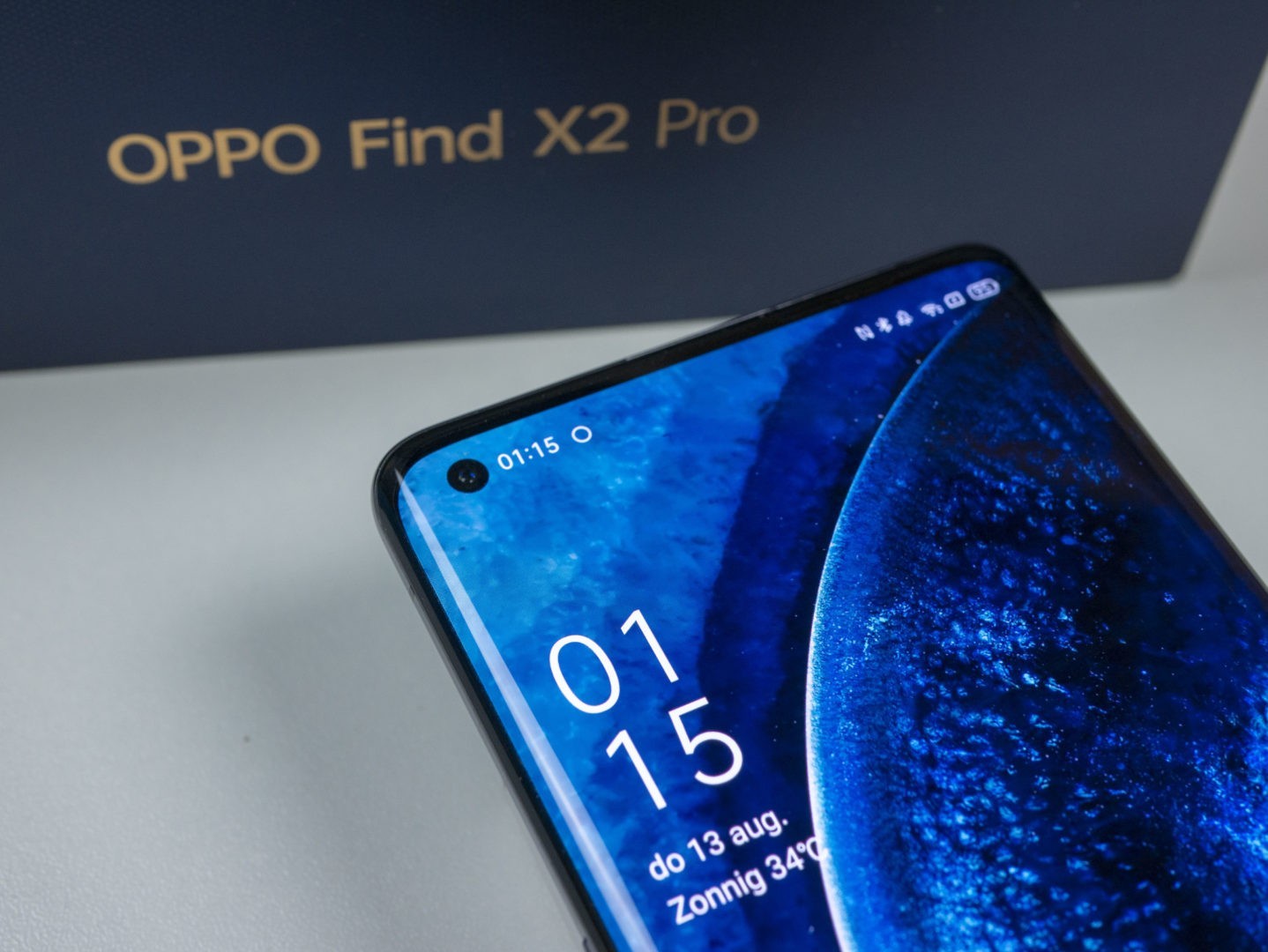 OPPO Find X2 Pro - selfiecamera