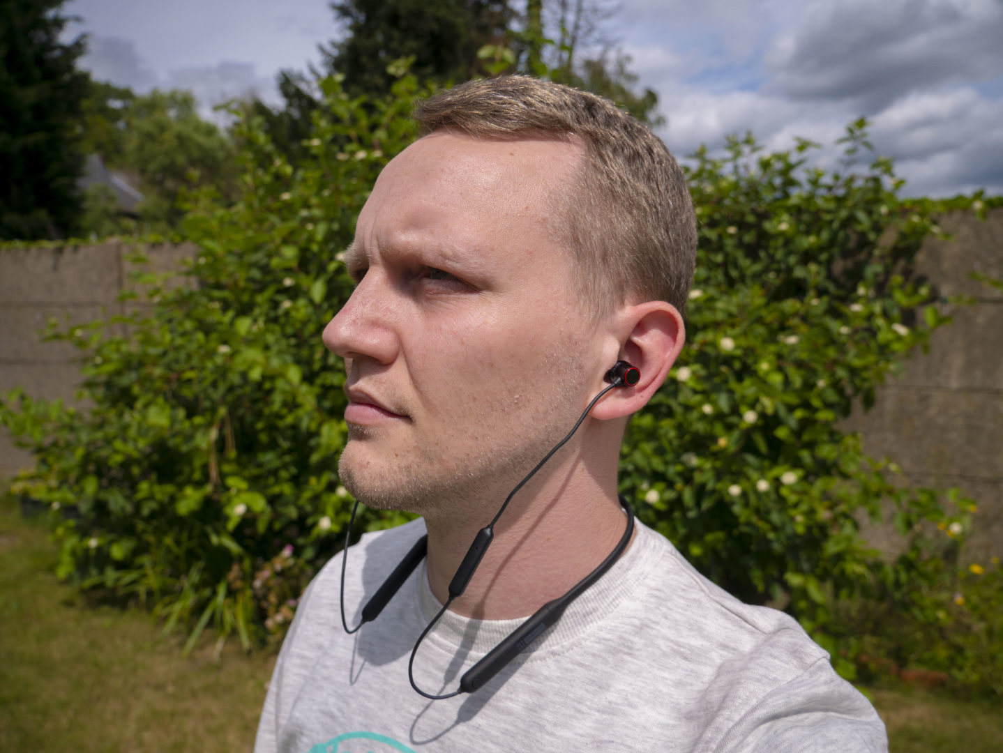 OnePlus Bullets Wireless 2 lifestyle